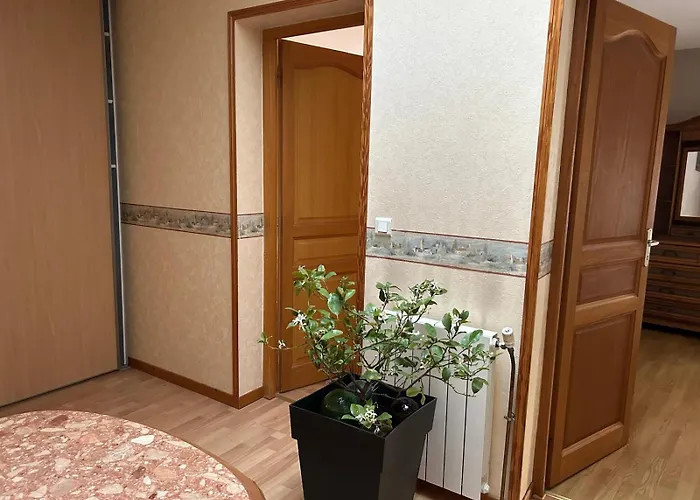 2 Dans Maison Typique 住宿加早餐酒店 3*